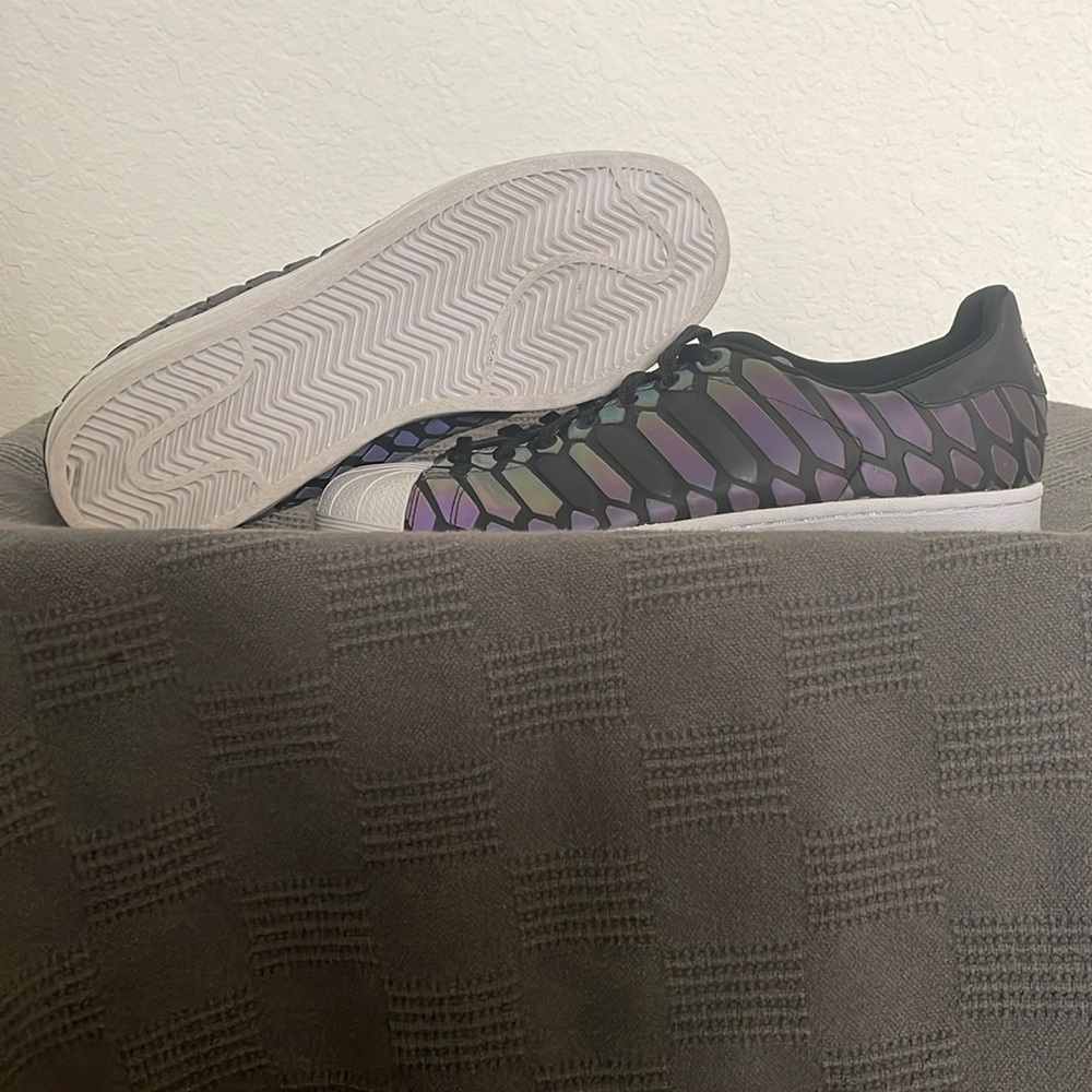 Mens Adidas Iridescent 10.5